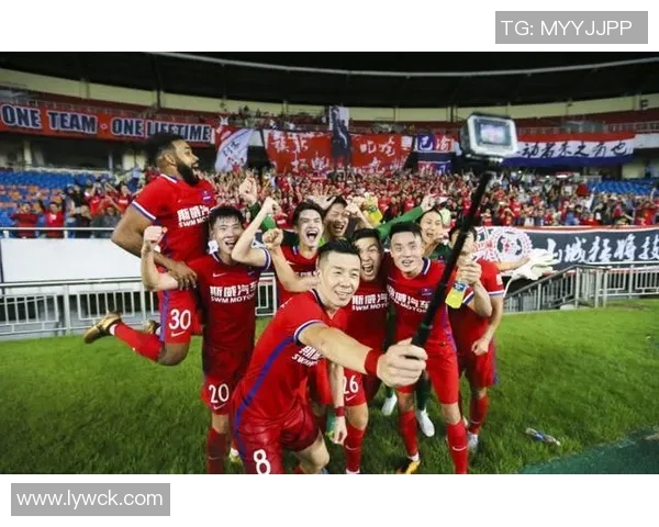 北京足球队以69分稳居精英赛积分榜首位争冠形势明朗 北京足球队以69分稳居精英赛积分榜首位争冠形势明朗