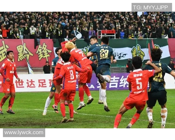 广州足球队在邀请赛中的实力展现与未来发展潜力分析 广州足球队在邀请赛中的实力展现与未来发展潜力分析