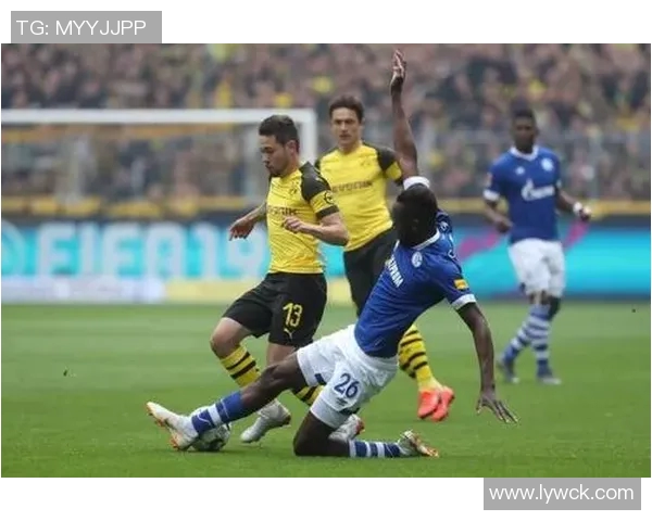 成都足球队团队协作的成功之道与战术分析探讨 成都足球队团队协作的成功之道与战术分析探讨