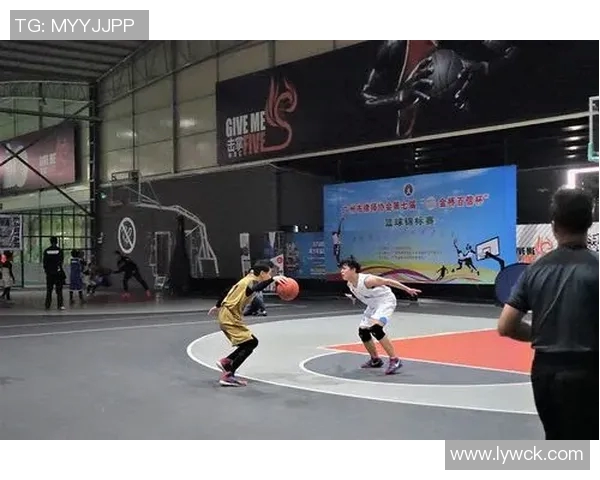 成都篮球队运营新模式解析助力地方体育发展与品牌提升 成都篮球队运营新模式解析助力地方体育发展与品牌提升