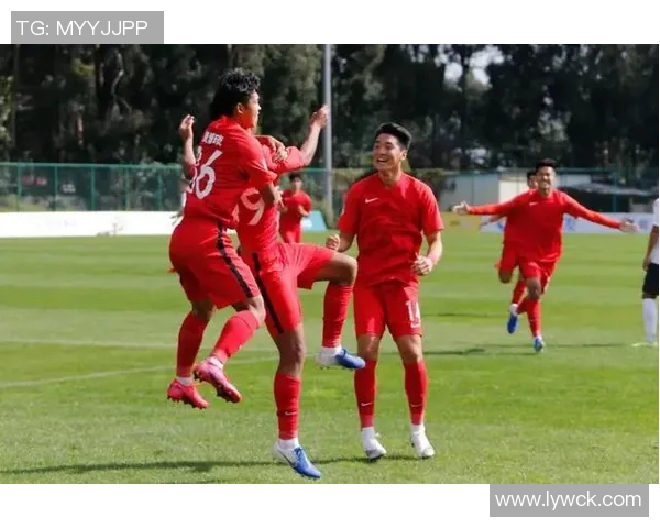 成都足球队在全国耐力排行榜中荣登第十名展现出色体能实力