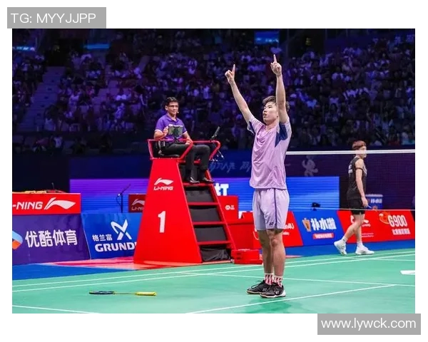 羽毛球盛宴:深入了解重庆羽毛球队的强大实力与发展历程 羽毛球盛宴:深入了解重庆羽毛球队的强大实力与发展历程