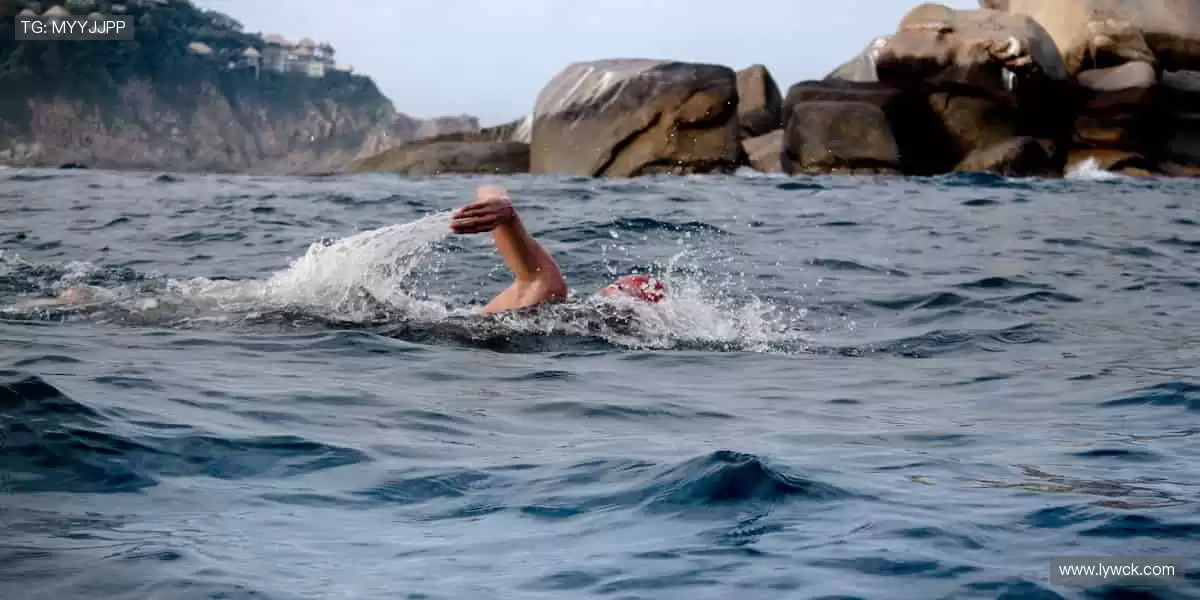 指尖掌控赛事，📱 超清直播，让你不错过任何一个精彩瞬间！